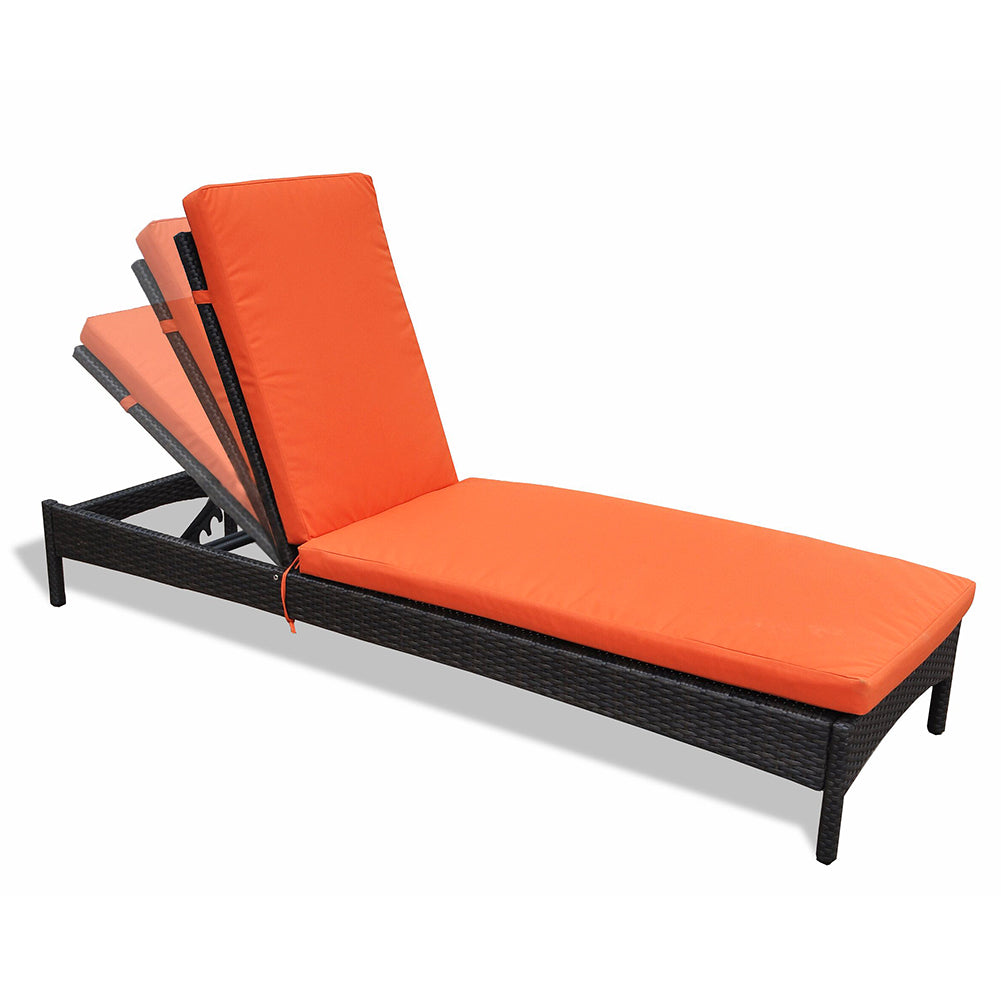 Outdoor Reclining Chaise Lounge Chair /  Rattan Wicker Lounger / Sunlounger